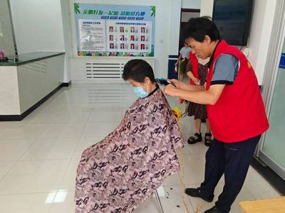 鞍山市:志愿服务“赶大集”,服务居民12载